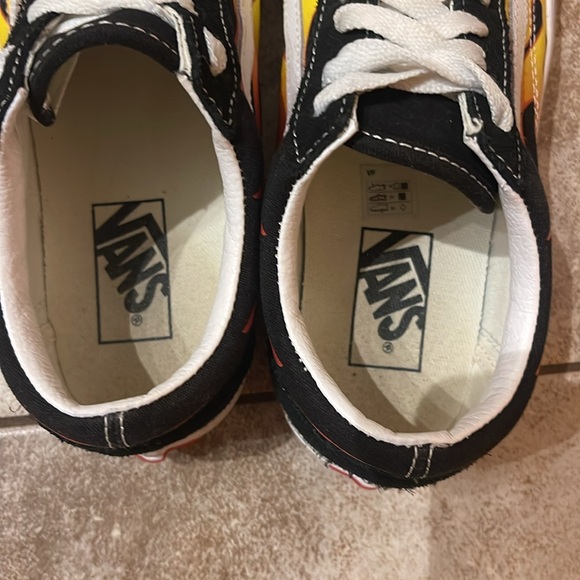 Vans size 8 - Picture 4 of 7